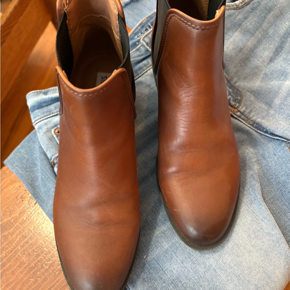 Women’s Steve Madden Leather Ankle Boots